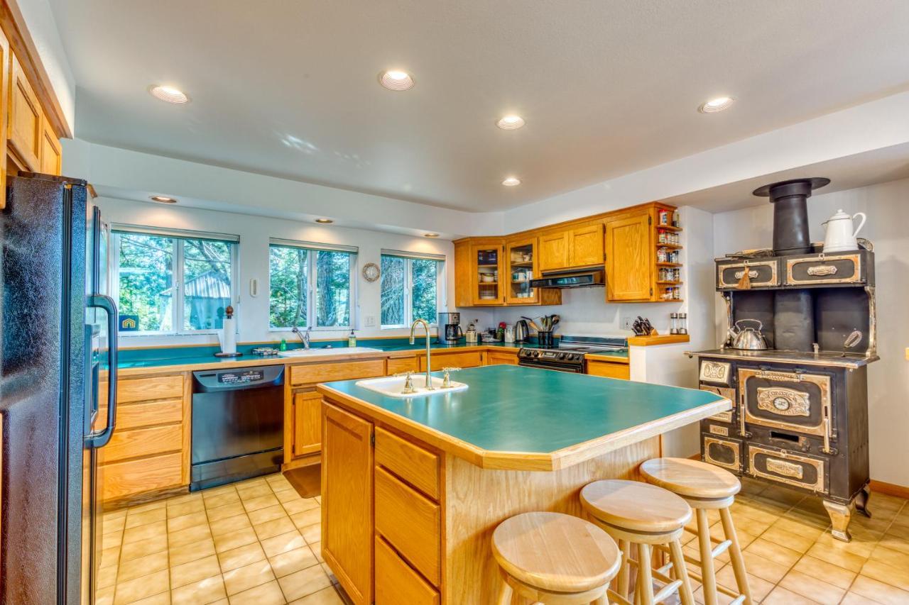 Forest Ridge Retreat Coos Bay Zewnętrze zdjęcie